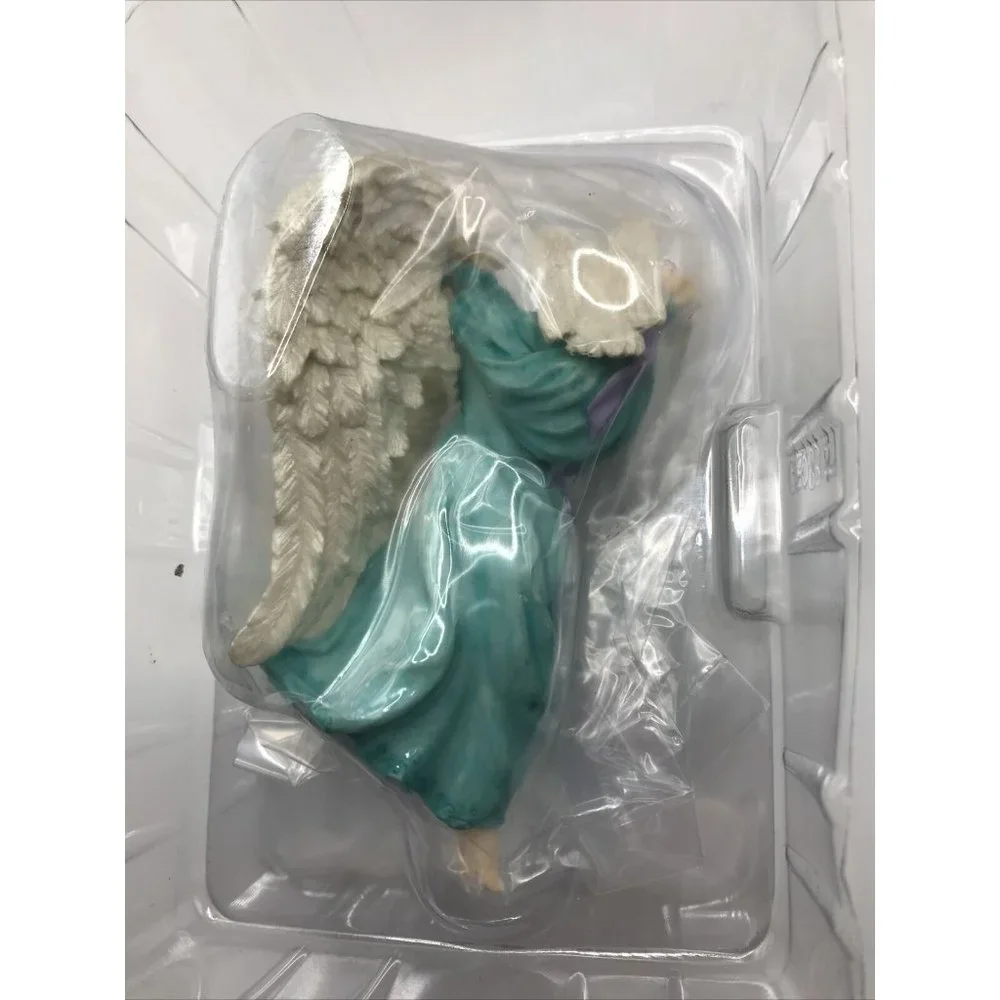 1999 Hallmark Keepsake Ornament Inspirational Angel-World‎ of Wishes